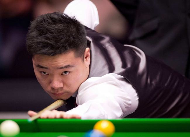 深圳男篮的 深圳男篮的